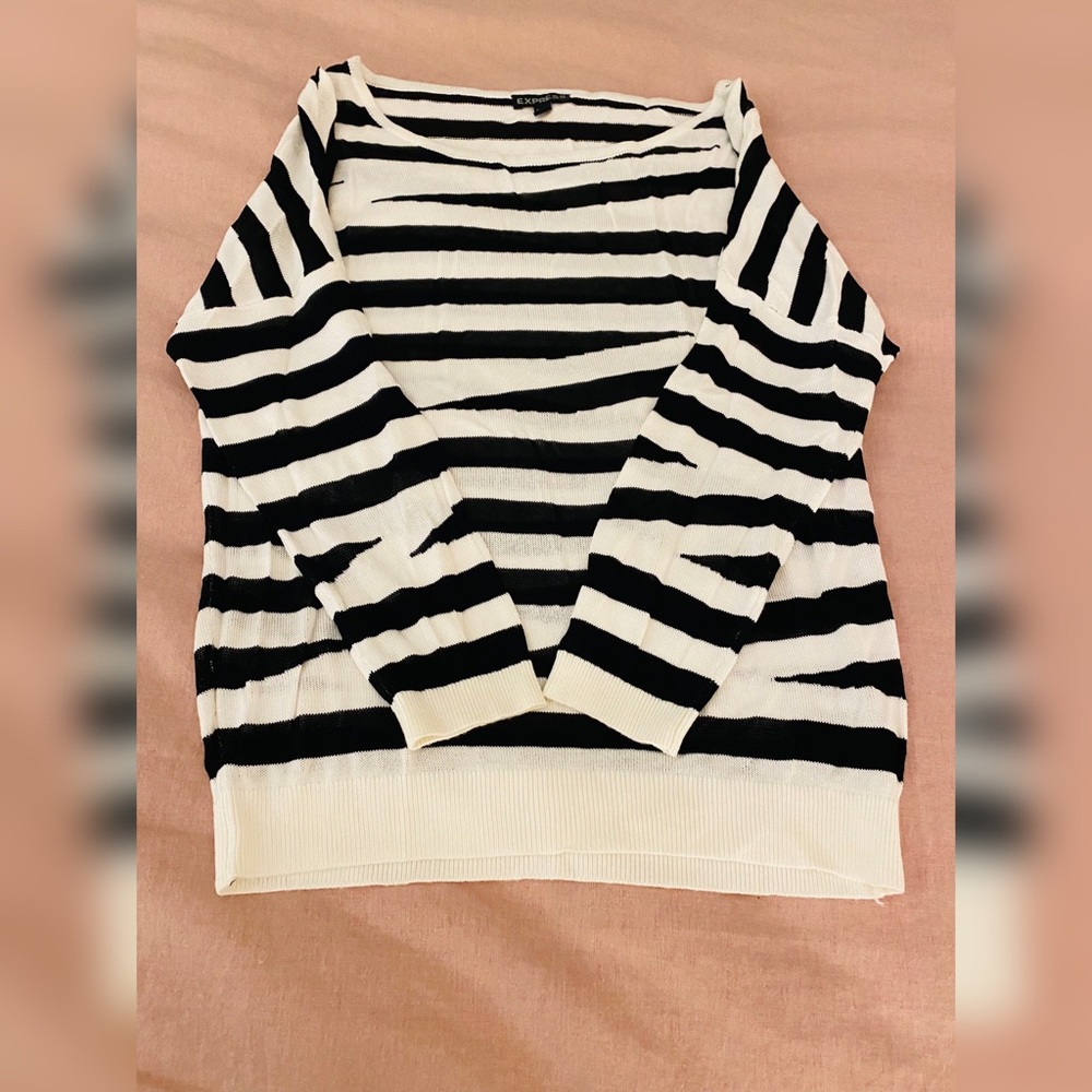 Express Quarter Length Top